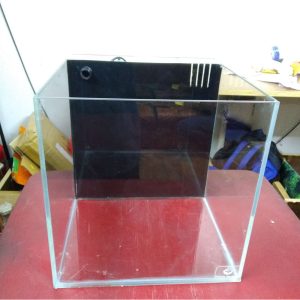 15 Cube Crystal Tank With Backsump